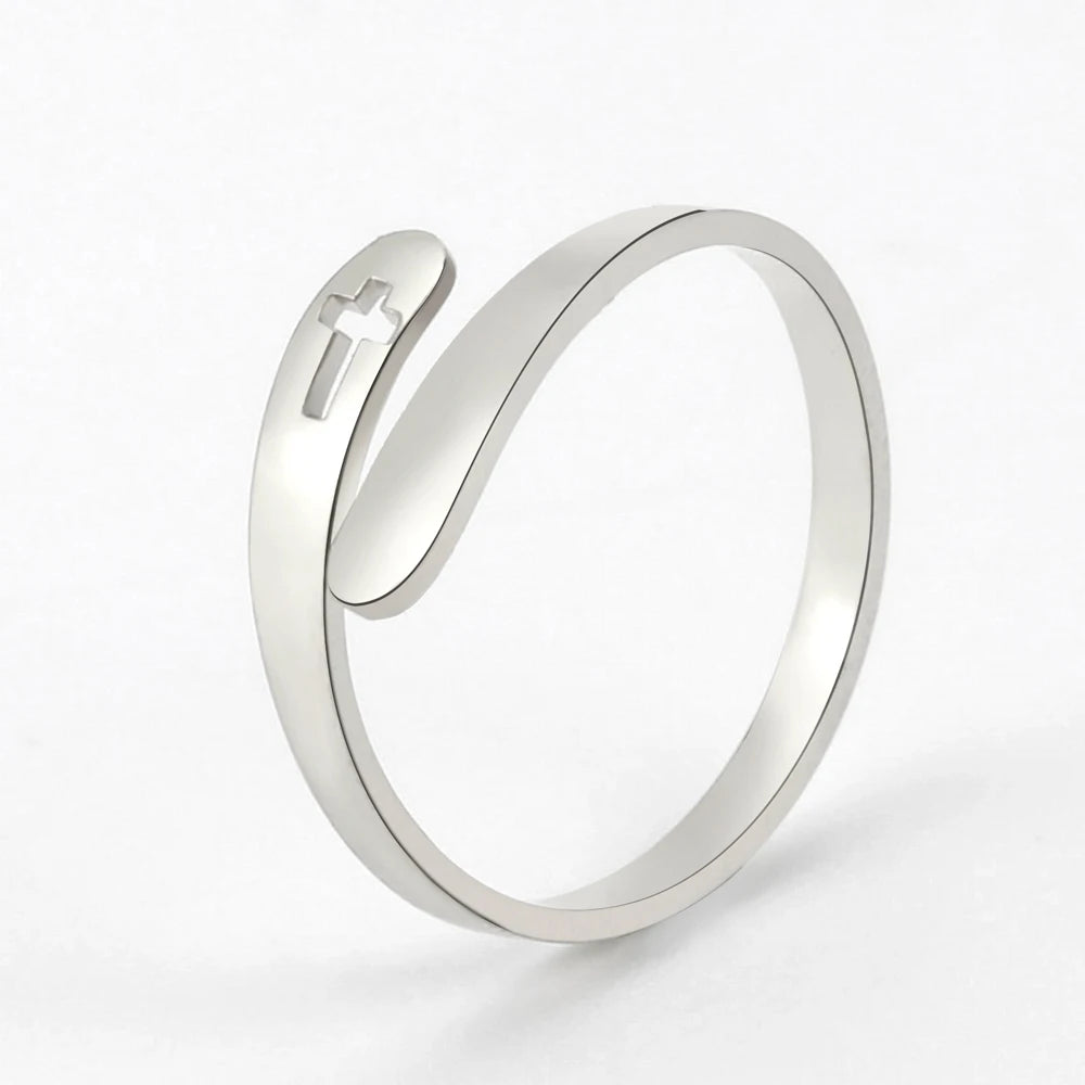 Ring mit Kreuz
