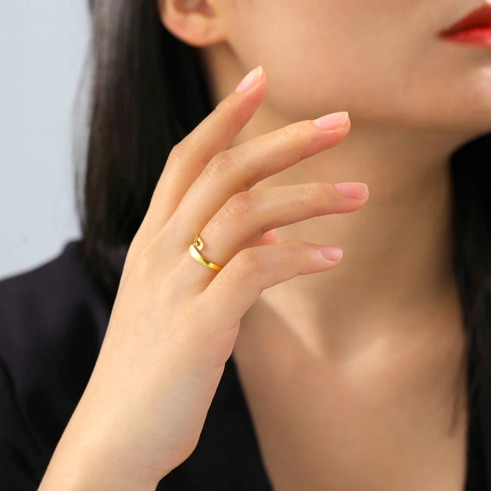 Ring mit Kreuz