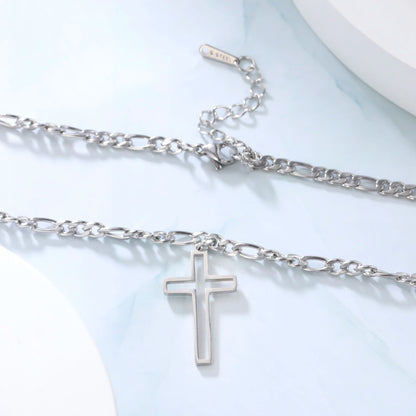 Kette mit Kreuzanhänger