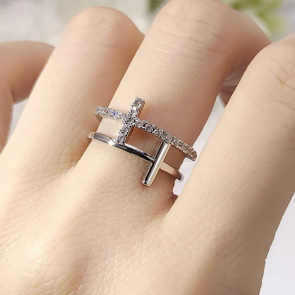 Ring mit Doppelkreuz